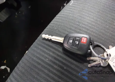 2015 Toyota Rav4 Xle из США, поврежденный, VIN 2T3WFREV1FW152648